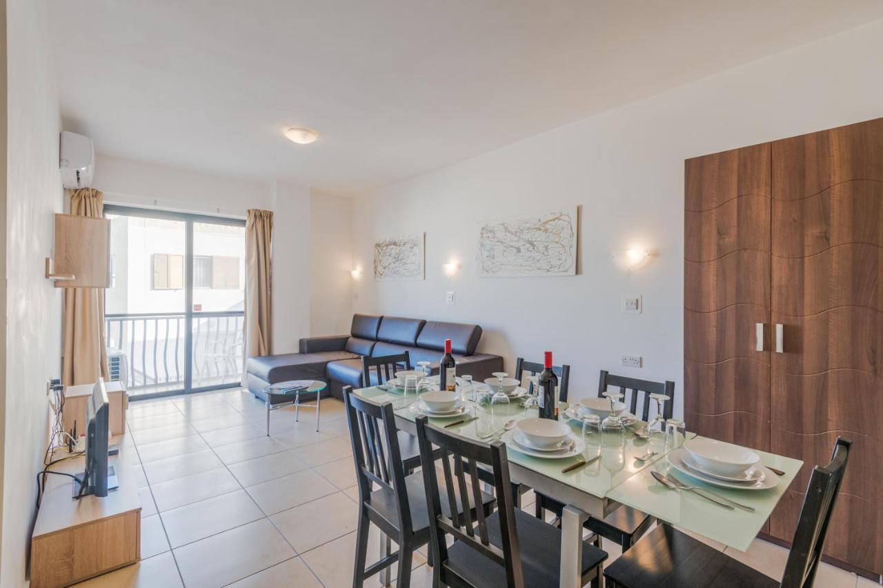 Seashells Apartments With Terrace, Just Off The Seafront In Bugibba - By Getawaysmalta St. Paul's Bay Exterior photo